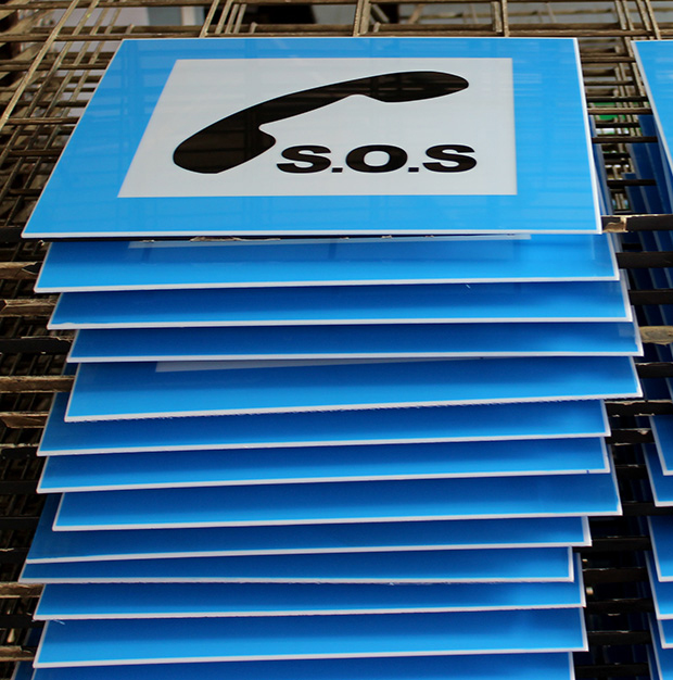 Plexiglas Signs - Πλαστικές πινακίδες, ταμπέλες